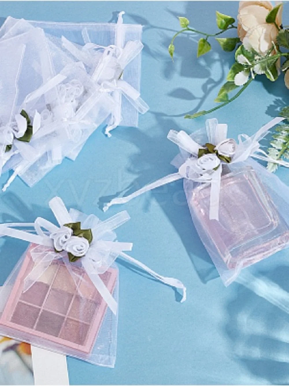 50 PCS White 3D Flower Organza Drawstring Gift Bags